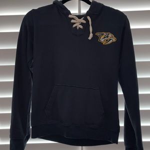 Womens predators navy blue sweatshirt
